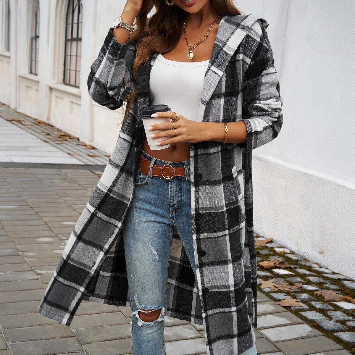 Contrasting Color Hooded Jacket – Stylish Cowgirl Outerwear with Checkered Pattern