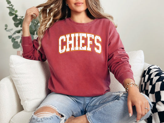 Chiefs Distressed Vintage Comfort Color Crewneck